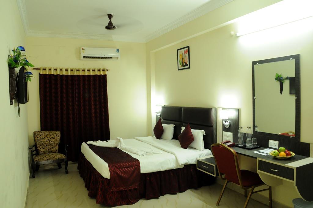 Vihas Inn Tirupati Eksteriør bilde