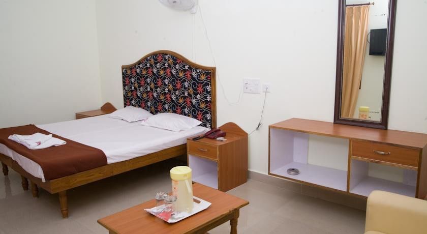Vihas Inn Tirupati Eksteriør bilde