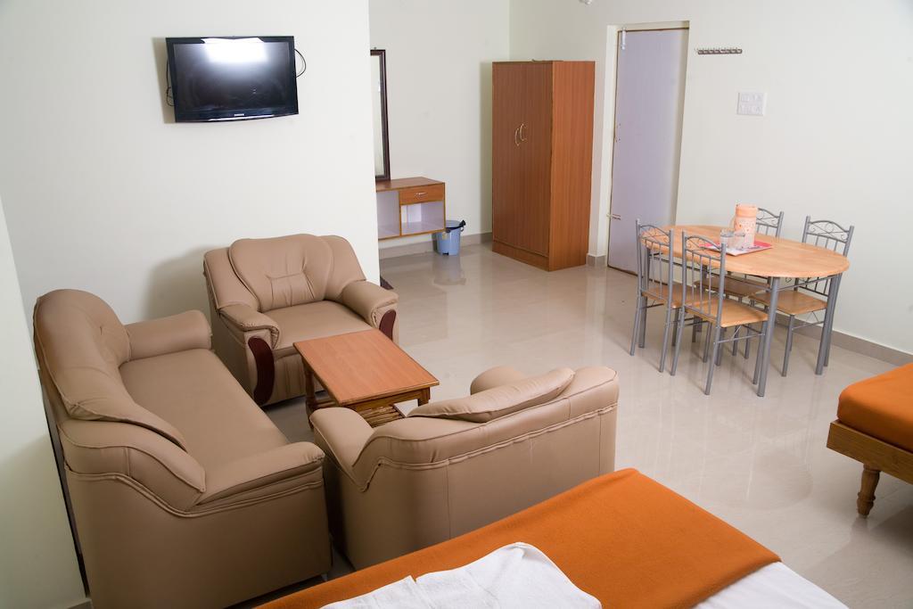 Vihas Inn Tirupati Eksteriør bilde