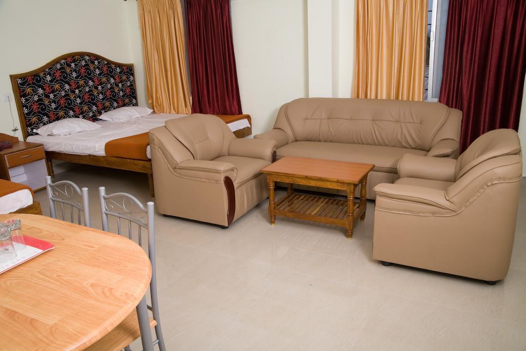Vihas Inn Tirupati Eksteriør bilde